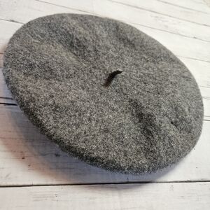 Grey 100%‎ Wool Beret